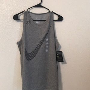 Nike tank